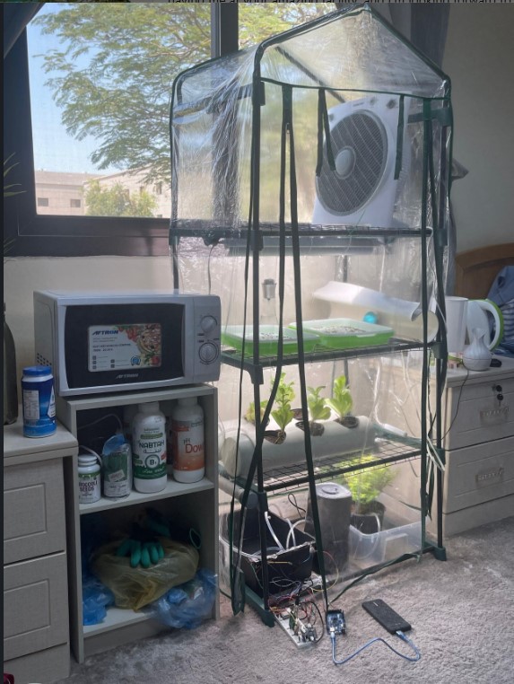Hydroponics System