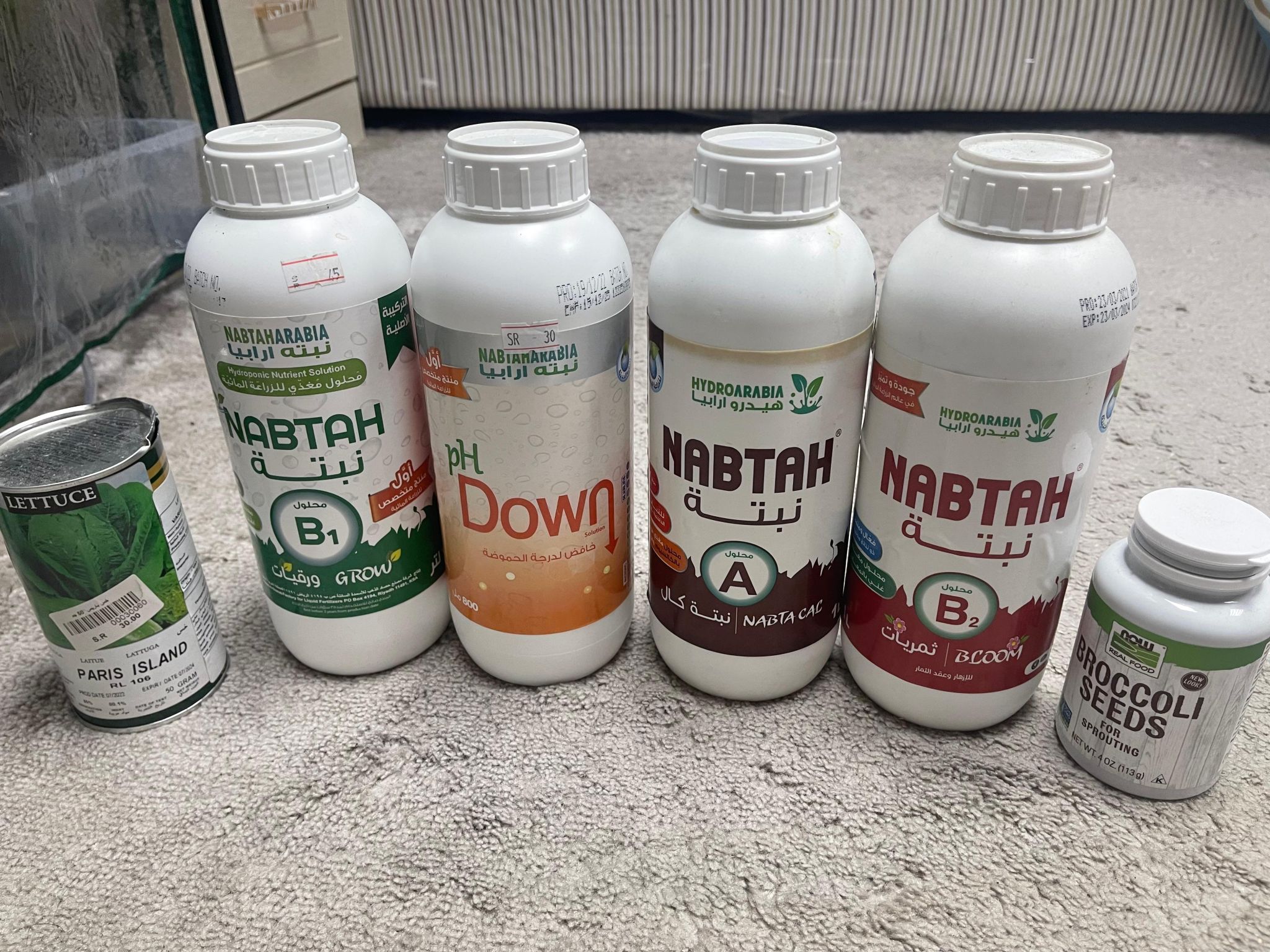 pH and EC sensors with nutrient bottles
